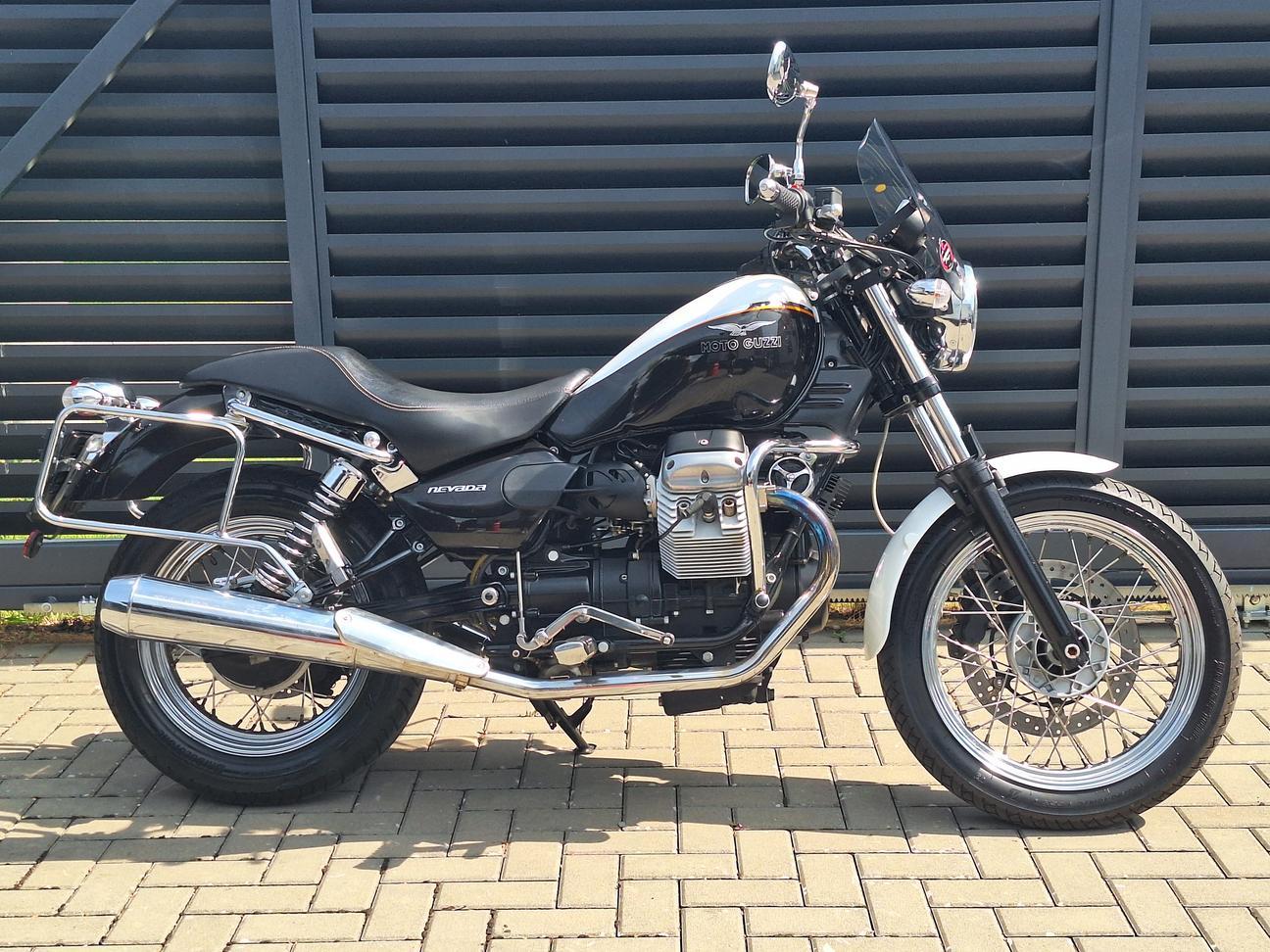 Moto Guzzi Nevada 750 Anniversario