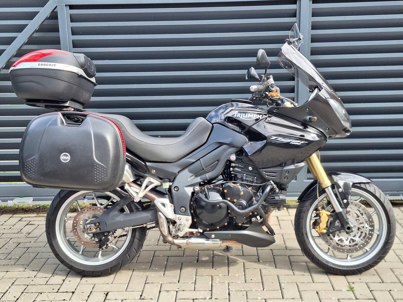 Triumph Tiger 1050
