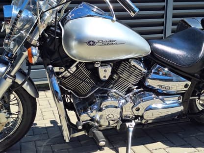 Yamaha XVS 1100 Dragstar