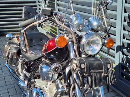 Yamaha XV750 Virago