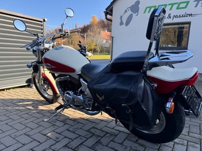 Suzuki VZ 800 Marauder