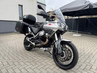 Moto Guzzi Stelvio