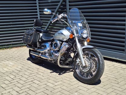 Yamaha XVS 1100 Dragstar