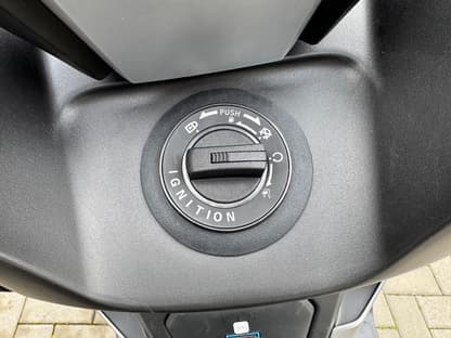 Voge SR3 250i
