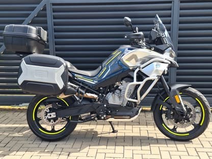 CF Moto 800 MT