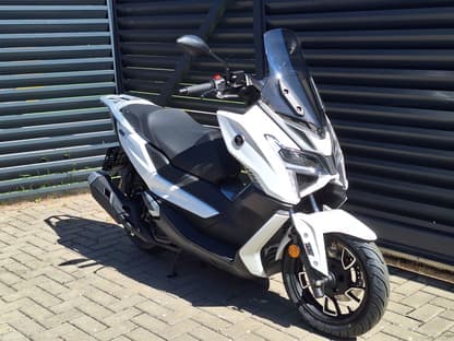 Voge SR1 125i GT