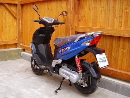 Sachs SX1 - DOPRODEJ 2009