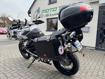 Moto Guzzi Stelvio