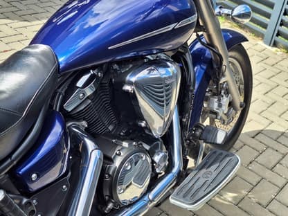 Yamaha XVS 1300 A MidnightStar