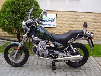 Moto Guzzi Nevada 750