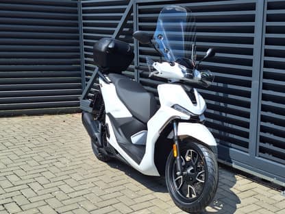 Voge SR16 125i