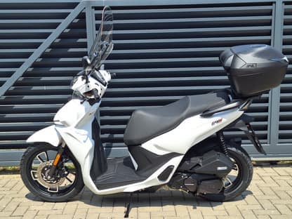 Voge SR16 125i