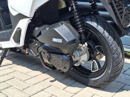 Voge SR16 125i