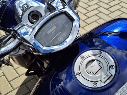 Yamaha XVS 1300 A MidnightStar