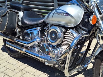Yamaha XVS 1100 Dragstar