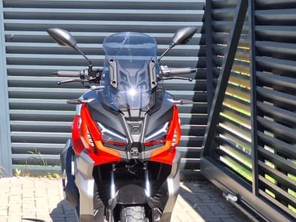 Voge SR1 125i ADV