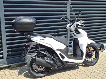 Voge SR16 125i