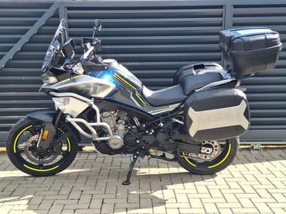 CF Moto 800 MT
