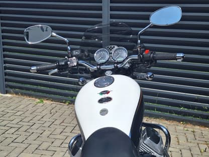 Moto Guzzi Nevada 750 Anniversario