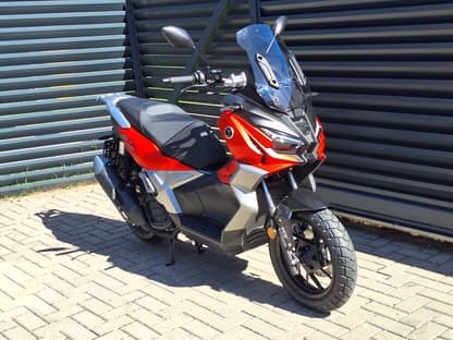 Voge SR1 125i ADV