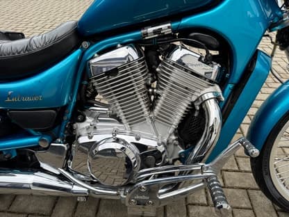 Suzuki VS 600 GL Intruder