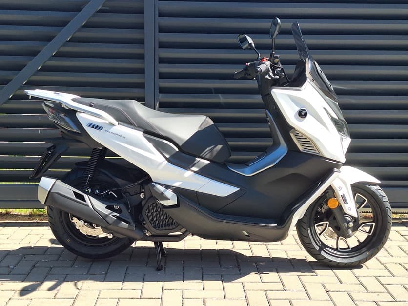 Voge SR1 125i GT