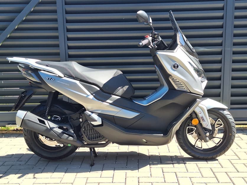 Voge SR1 125i GT